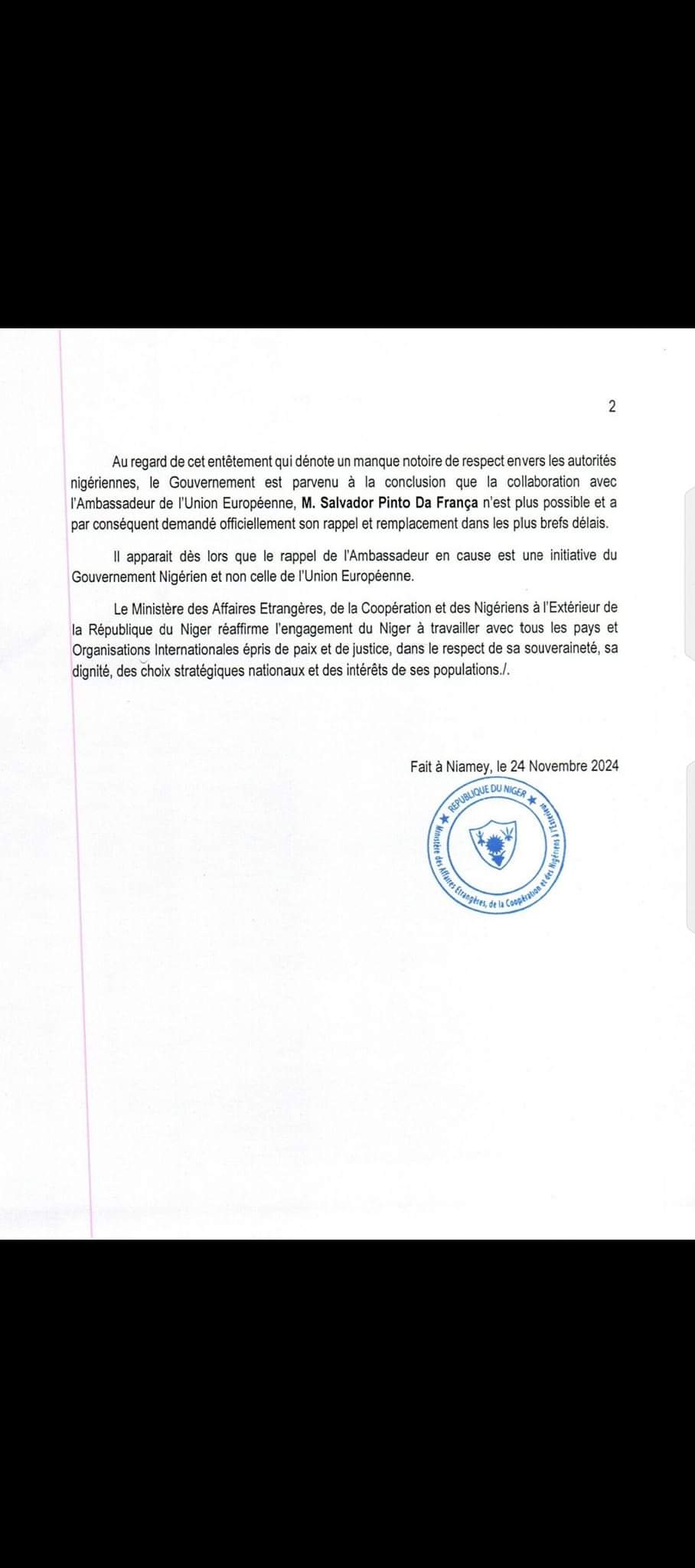 WhatsApp_Image_2024-11-24_à_22.25.53_4d73801c.jpg