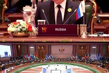 Poutine appelle les BRICS à une réforme radicale du système financier international