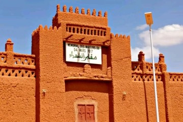 Agadez – Mémorial des martyrs du 04 mars 1917 : un symbole de foi, de résistance et de mémoire collective