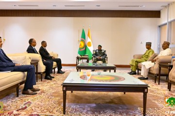 son Excellence le Général d'Armée ABDOURAHAMANE TIANI, Président de la République à accordé une audience à  Son Excellence Dr.IBRAHIM AWAD AHAMED MOHAMED BAROUDI, Ambassadeur de la République  du Soudan au Niger